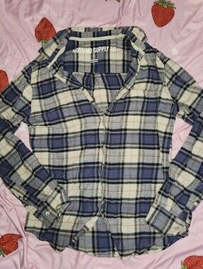 Mossimo supply co. women's size small blue and white button up flannel shirt